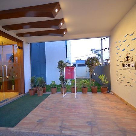 The Grand Imperial Hotel Morbi Luaran gambar